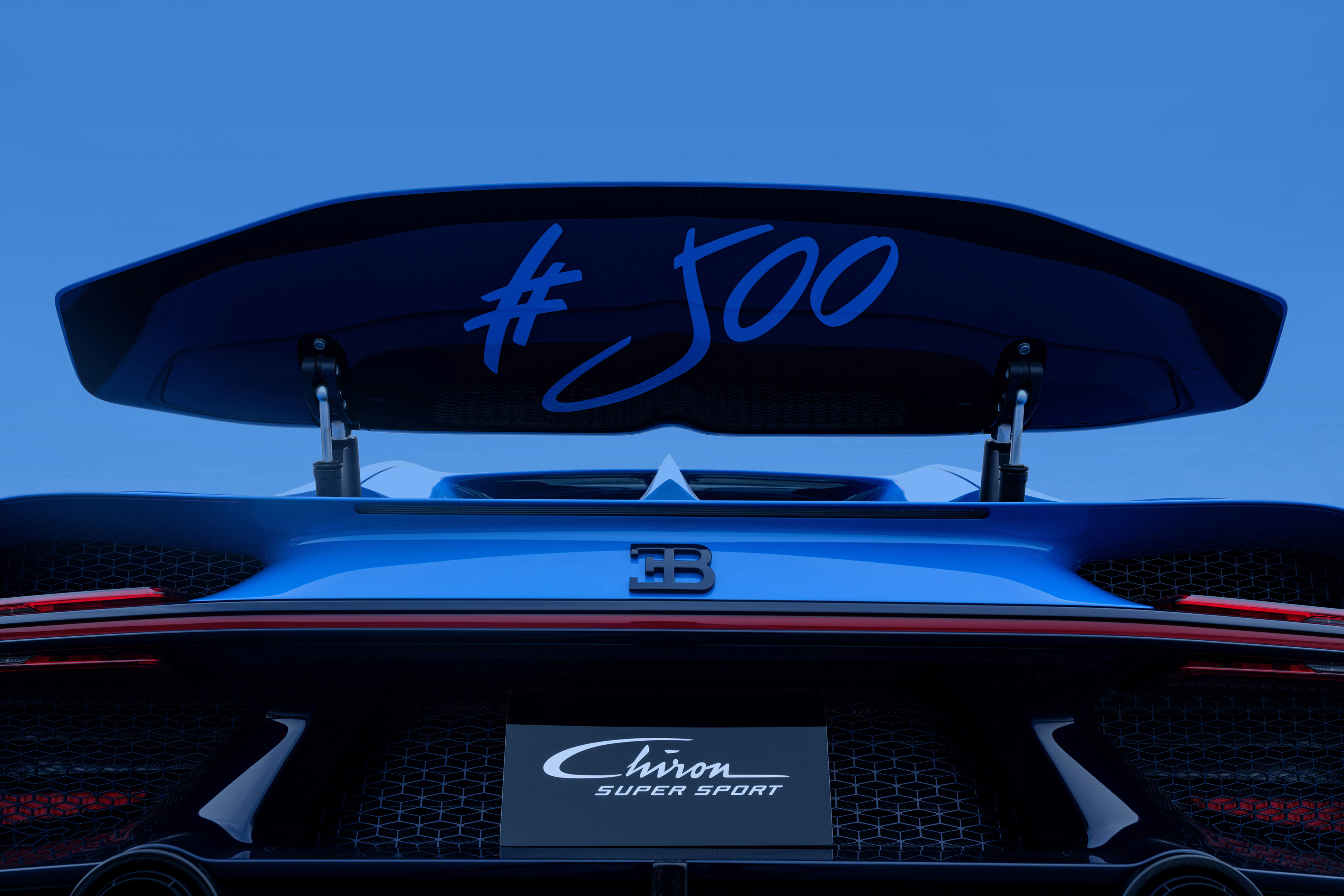‘L’Ultime’, the 500th and last Chiron, marks the end of an incomparable era for Bugatti.  